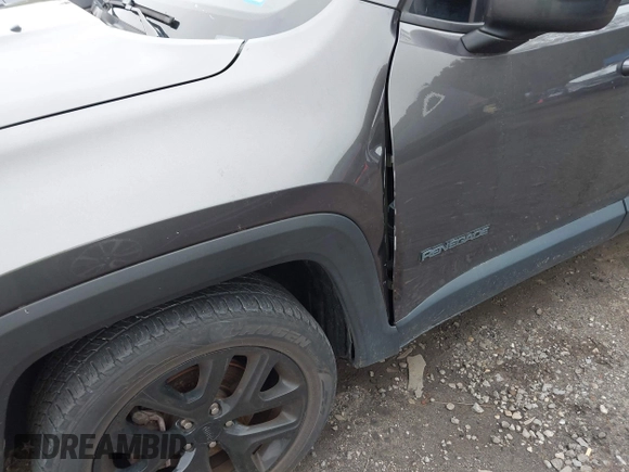 2018 Jeep Renegade Altitude с VIN ZACCJABB6JPH23913, выставлен на аукционе IAAI как лот 42439183 с пробегом 58 017 миль миль и . История ставок и продаж доступна на DreamBid. Изображение 19.