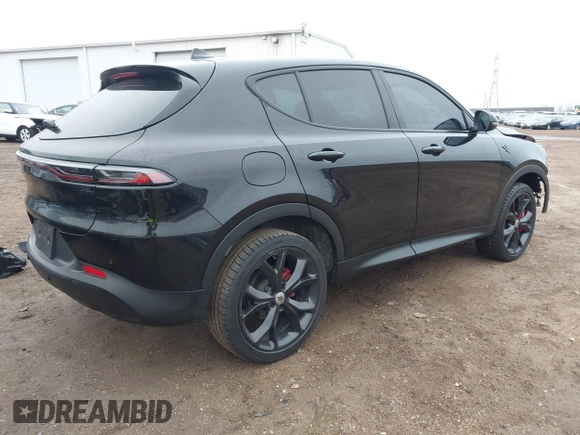 2024 Dodge Hornet GT with VIN ZACNDFAN8R3A11298, listed as a IAAI auction lot 41476408 with 10,483 mi miles and . Bid and sale history available at DreamBid. Image 4.