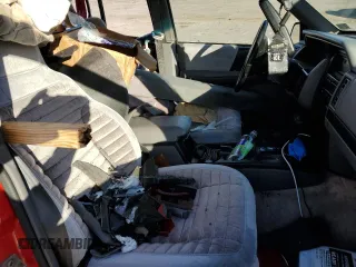 1994 Jeep Grand Cherokee Laredo с VIN 1J4GZ58S1RC119463, выставлен на аукционе Copart как лот 48240315 с пробегом 126 826 миль миль и Списание • Salvage title. История ставок и продаж доступна на DreamBid. Изображение 7.
