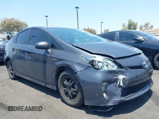 2015 Toyota Prius Four with VIN JTDKN3DUXF0401038, listed as a IAAI auction lot 42461797 with 142,302 mi miles and . Bid and sale history available at DreamBid. Image 6.