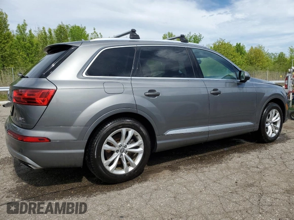 2017 Audi Q7 Premium Plus z VIN WA1LAAF74HD030900, wystawiony jako Copart lot #56854695 z przebiegiem 80 502 mil mil oraz Czysty tytuł • Clean title. Historia ofert i sprzedaży dostępna na DreamBid. Obrazek 3.