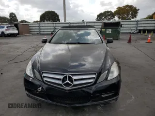 2013 Mercedes-Benz E 350 z VIN WDDKK5KF0DF214769, wystawiony jako Copart lot #47185405 z przebiegiem 221 216 mil mil oraz Czysty tytuł • Clean title. Historia ofert i sprzedaży dostępna na DreamBid. Obrazek 5.