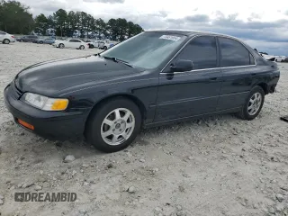 1994 Honda Accord EX with VIN JHMCD5651RC076614, listed as a Copart auction lot 70461954 with 494,000 mi miles and Salvage Title. Bid and sale history available at carsss.com. Image 1.