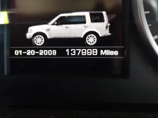 2013 Land Rover LR4 HSE z VIN SALAG2D45DA670046, wystawiony jako IAAI lot #42838676 z przebiegiem 137 998 mil mil oraz . Historia ofert i sprzedaży dostępna na DreamBid. Obrazek 15.