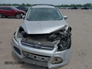 2013 Ford Escape SE with VIN 1FMCU0GX9DUD68711, listed as a IAAI auction lot 42243521 with 120,441 mi miles and . Bid and sale history available at DreamBid. Image 12.
