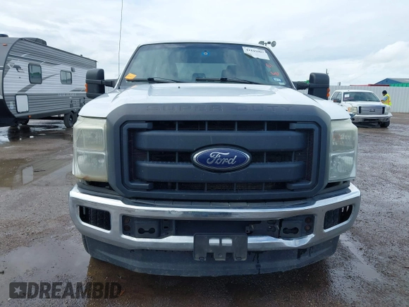 2013 Ford F-250 XL with VIN 1FT7W2BT8DEB45540, listed as a IAAI auction lot 41841007 with 424,066 mi miles and . Bid and sale history available at DreamBid. Image 12.