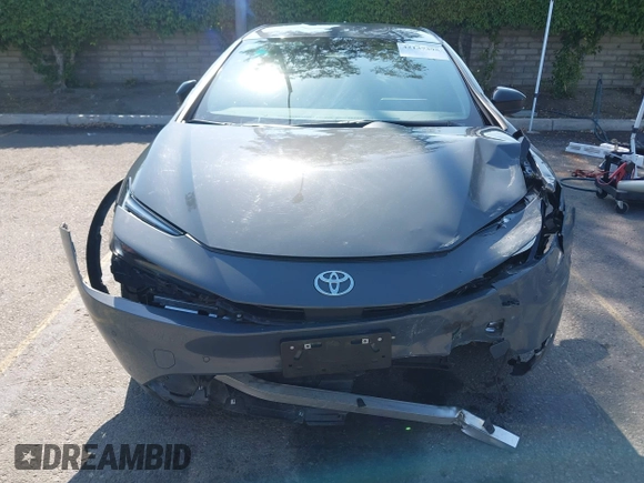 2023 Toyota Prius LE z VIN JTDADABU6P3001399, wystawiony jako IAAI lot #42137395 z przebiegiem 37 716 mil mil oraz . Historia ofert i sprzedaży dostępna na DreamBid. Obrazek 12.