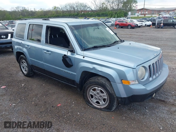 2013 Jeep Patriot Sport with VIN 1C4NJPBA6DD272701, listed as a IAAI auction lot 42014123 with 190,509 mi miles. Bid and sale history available at carsss.com. Image 1.