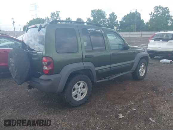 2006 Jeep Liberty Sport with VIN 1J4GL48K76W288408, listed as a IAAI auction lot 39990700 with 215,716 mi miles. Bid and sale history available at carsss.com. Image 4.