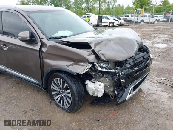 2019 Mitsubishi Outlander ES with VIN JA4AZ3A31KZ043372, listed as a IAAI auction lot 42306119 with 195,635 mi miles and . Bid and sale history available at DreamBid. Image 17.