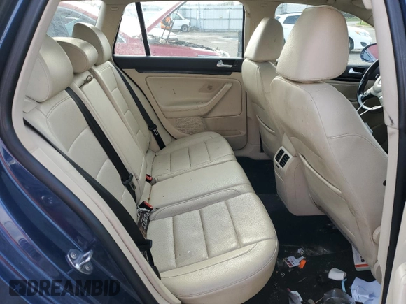 2013 Volkswagen Jetta TDI w/Sunroof & Nav с VIN 3VWPL7AJ3DM623215, выставлен на аукционе Copart как лот 51969025 с пробегом 109 080 миль миль и Чистый • Clean title. История ставок и продаж доступна на DreamBid. Изображение 10.