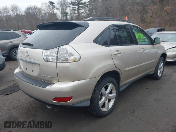 2005 Lexus RX 330 with VIN 2T2HA31U25C084527, listed as a IAAI auction lot 41689667 with 173,842 mi miles. Bid and sale history available at carsss.com. Image 4.