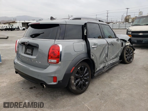 2019 MINI Countryman Cooper S with VIN WMZYT3C56K3E97143, listed as a Copart auction lot 62315533 with 0 mi miles and Salvage Title. Bid and sale history available at carsss.com. Image 3.