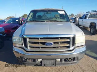 2004 Ford Super Duty F-250 XL with VIN 1FTNX20S04EB40010, listed as a IAAI auction lot 41376342 with 276,771 mi miles. Bid and sale history available at carsss.com. Image 11.