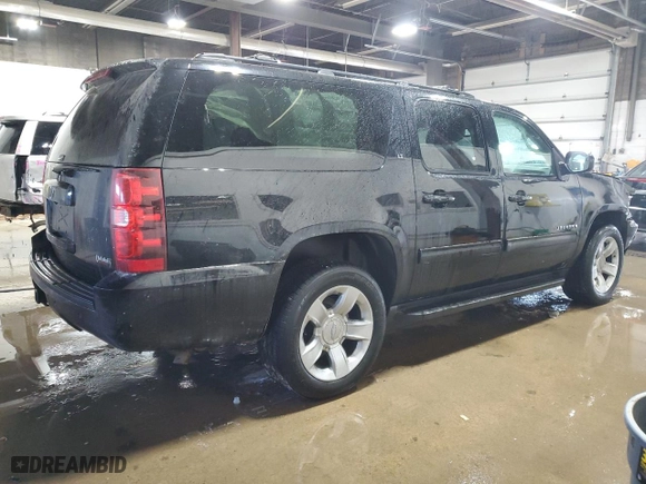 2014 Chevrolet Suburban LT with VIN 1GNSKJE79ER208029, listed as a Copart auction lot 89078725 with 175,236 mi miles and Salvage Title. Bid and sale history available at carsss.com. Image 3.