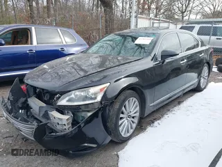 2013 Lexus LS 460 z VIN JTHCL5EF9D5017482, wystawiony jako IAAI lot #41382390 z przebiegiem 219 902 mil mil oraz . Historia ofert i sprzedaży dostępna na DreamBid. Obrazek 18.