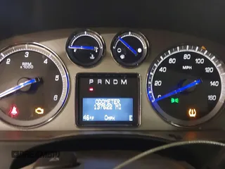 2010 Cadillac Escalade Premium with VIN 1GYUKCEF4AR201742, listed as a IAAI auction lot 41378437 with 137,622 mi miles and . Bid and sale history available at DreamBid. Image 7.