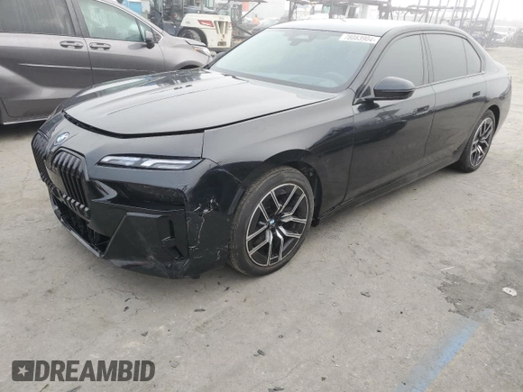2024 BMW 7 Series 740i с VIN WBA23EH03RCP67352, выставлен на аукционе Copart как лот 78083904 с пробегом 2 871 миль миль и Чистый • Clean title. История ставок и продаж доступна на DreamBid. Изображение 1.