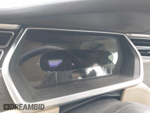 2014 Tesla Model S 60 with VIN 5YJSA1H10EFP34137, listed as a IAAI auction lot 42311565 with Not provided miles and . Bid and sale history available at DreamBid. Image 7.