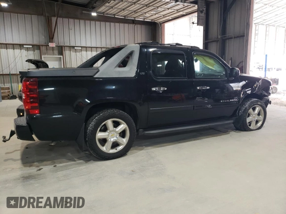 2007 Chevrolet Avalanche LTZ with VIN 3GNFK12347G161398, listed as a Copart auction lot 53800355 with 188,117 mi miles and Salvage Title. Bid and sale history available at DreamBid. Image 3.