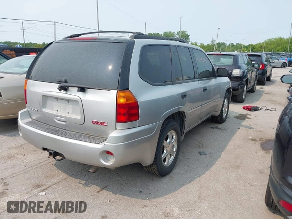2008 GMC Envoy SLT z VIN 1GKDT13S082105069, wystawiony jako IAAI lot #42392940 z przebiegiem 169 630 mil mil oraz . Historia ofert i sprzedaży dostępna na DreamBid. Obrazek 4.