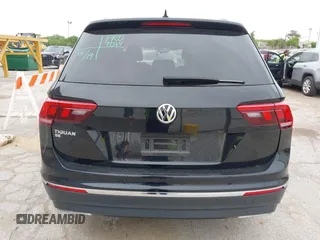 2021 Volkswagen Tiguan SE z VIN 3VV3B7AXXMM101773, wystawiony jako IAAI lot #42358588 z przebiegiem 105 629 mil mil oraz . Historia ofert i sprzedaży dostępna na DreamBid. Obrazek 17.