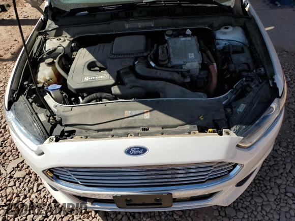 2013 Ford Fusion Titanium Hybrid z VIN 3FA6P0RUXDR376633, wystawiony jako Copart lot #57685555 z przebiegiem 133 248 mil mil oraz Szkoda całkowita • Salvage title. Historia ofert i sprzedaży dostępna na DreamBid. Obrazek 11.