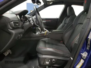 2024 Maserati Levante with VIN ZN661YUM4RX450899, listed as a Copart auction lot 57894355 with 8,952 mi miles and Salvage title. Bid and sale history available at DreamBid. Image 7.