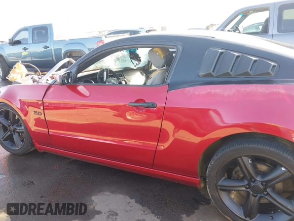 2013 Ford Mustang GT with VIN 1ZVBP8CF8D5211777, listed as a IAAI auction lot 41710683 with Not Provided miles. Bid and sale history available at carsss.com. Image 14.