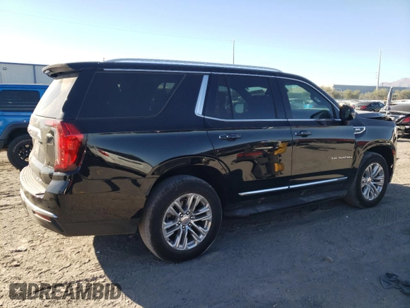 2022 GMC Yukon SLT with VIN 1GKS2BKD5NR356479, listed as a Copart auction lot 77674304 with 33,580 mi miles and Salvage Title. Bid and sale history available at carsss.com. Image 3.