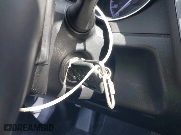 2020 Toyota Camry SE z VIN 4T1G11AK3LU312906, wystawiony jako IAAI lot #42370015 z przebiegiem 67 382 mil mil oraz . Historia ofert i sprzedaży dostępna na DreamBid. Obrazek 11.