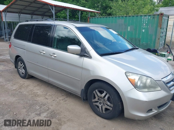 2006 Honda Odyssey EX-L z VIN 5FNRL38786B442374, wystawiony jako IAAI lot #42300958 z przebiegiem 338 841 mil mil oraz . Historia ofert i sprzedaży dostępna na DreamBid. Obrazek 1.
