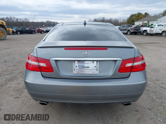 2013 Mercedes-Benz E-Class E 350 with VIN WDDKJ8JB9DF215261, listed as a IAAI auction lot 41634201 with 92,610 mi miles. Bid and sale history available at carsss.com. Image 16.