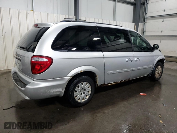 2007 Chrysler Town & Country LWB LX with VIN 2A4GP44R87R341991, listed as a Copart auction lot 76132174 with 166,176 mi miles and Non Repairable. Bid and sale history available at carsss.com. Image 3.