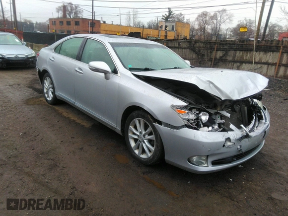 2011 Lexus ES with VIN JTHBK1EG7B2435831, listed as a IAAI auction lot 42007290 with Not Provided miles. Bid and sale history available at carsss.com. Image 1.