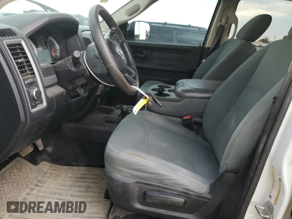 2015 Ram 2500 Tradesman z VIN 3C6TR5HT0FG674756, wystawiony jako Copart lot #65448795 z przebiegiem 249 786 mil mil oraz Czysty tytuł • Clean title. Historia ofert i sprzedaży dostępna na DreamBid. Obrazek 7.