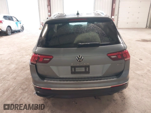 2024 Volkswagen Tiguan Wolfsburg Edition with VIN 3VVAB7AX3RM219372, listed as a IAAI auction lot 42449019 with 2,390 mi miles and . Bid and sale history available at DreamBid. Image 15.