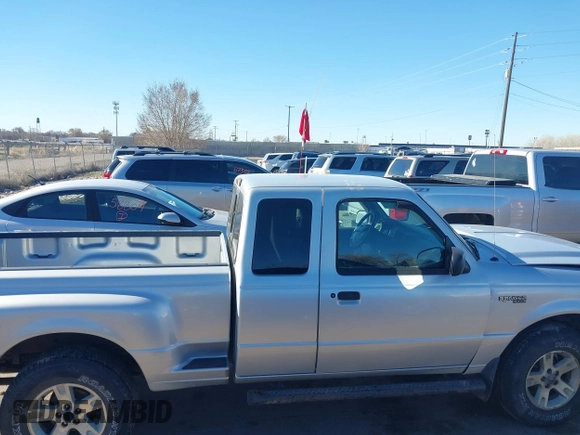 2002 Ford Ranger XL Fleet with VIN 1FTZR45E02PB52573, listed as a IAAI auction lot 41828913 with 221,377 mi miles. Bid and sale history available at carsss.com. Image 13.