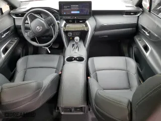 2024 Toyota Venza LE with VIN JTEAAAAH8RJ159640, listed as a Copart auction lot 50432625 with 15,807 mi miles and Salvage Title. Bid and sale history available at carsss.com. Image 8.