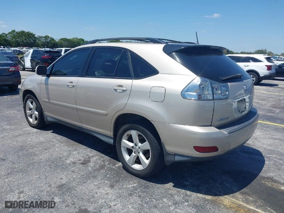 2005 Lexus RX 330 with VIN 2T2HA31U05C059173, listed as a IAAI auction lot 42039940 with 165,393 mi miles. Bid and sale history available at carsss.com. Image 3.