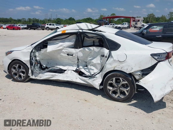 2019 Kia Forte LXS with VIN 3KPF24AD0KE128679, listed as a IAAI auction lot 39235456 with 1 mi miles. Bid and sale history available at carsss.com. Image 6.