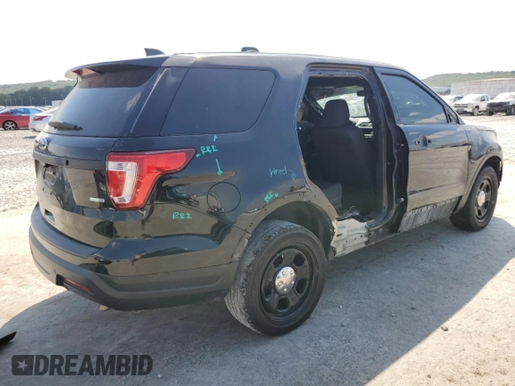 2019 Ford Police Interceptor Utility z VIN 1FM5K8AR8KGB23482, wystawiony jako Copart lot #69660284 z przebiegiem 33 397 mil mil oraz Szkoda całkowita • Salvage title. Historia ofert i sprzedaży dostępna na DreamBid. Obrazek 3.