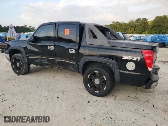 2005 Chevrolet Avalanche Z71 with VIN 3GNEK12Z75G245891, listed as a Copart auction lot 73457764 with 211,255 mi miles and Salvage Title. Bid and sale history available at carsss.com. Image 2.