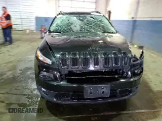 2015 Jeep Cherokee Latitude with VIN 1C4PJMCB5FW727463, listed as a Copart auction lot 89093975 with 116,238 mi miles and Clean Title. Bid and sale history available at DreamBid. Image 14.