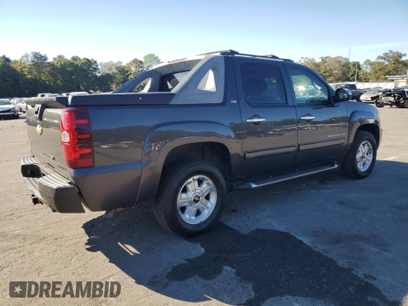2011 Chevrolet Avalanche LT with VIN 3GNMCFE06BG168235, listed as a Copart auction lot 77015904 with 203,285 mi miles and Salvage title. Bid and sale history available at DreamBid. Image 3.