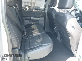 2022 Ford F-150 Lightning Pro с VIN 1FT6W1EV0NWG05515, выставлен на аукционе IAAI как лот 42343136 с пробегом 49 544 миль миль и . История ставок и продаж доступна на DreamBid. Изображение 8.