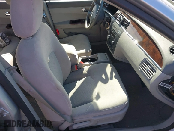 2009 Buick LaCrosse CX with VIN 2G4WC582091148814, listed as a IAAI auction lot 41595101 with 135,845 mi miles. Bid and sale history available at carsss.com. Image 5.