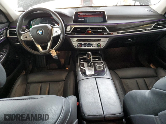 2022 BMW 7 Series 740i xDrive z VIN WBA7T4C05NCH91186, wystawiony jako Copart lot #89174565 z przebiegiem 33 032 mil mil oraz Szkoda całkowita • Salvage title. Historia ofert i sprzedaży dostępna na DreamBid. Obrazek 8.
