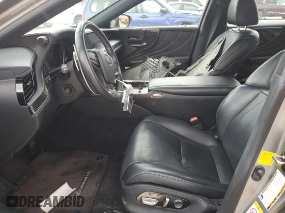 2019 Lexus LS 500 z VIN JTHB51FF5K5008255, wystawiony jako Copart lot #78993104 z przebiegiem 49 389 mil mil oraz Szkoda całkowita • Salvage title. Historia ofert i sprzedaży dostępna na DreamBid. Obrazek 7.