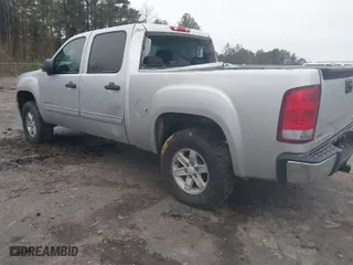 2011 GMC Sierra 1500 SLE with VIN 3GTP1VE09BG361260, listed as a IAAI auction lot 41419293 with 193,433 mi miles. Bid and sale history available at carsss.com. Image 3.